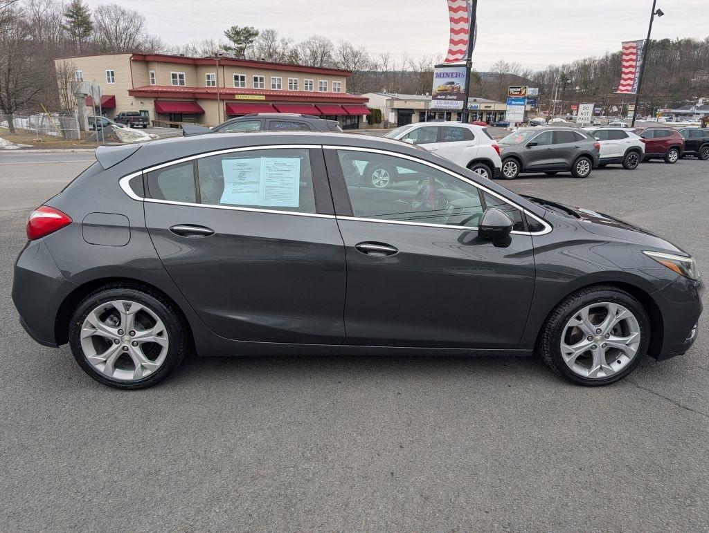 Chevrolet Cruze Premier Hatchback 2017