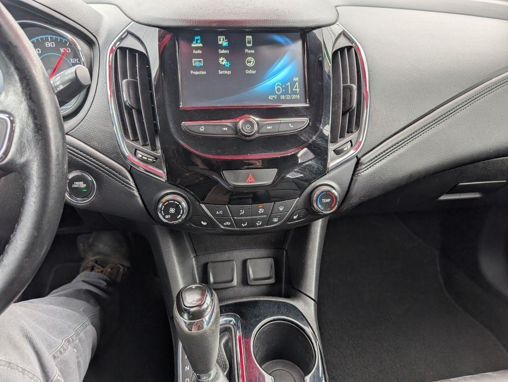 Chevrolet Cruze Premier Hatchback 2017