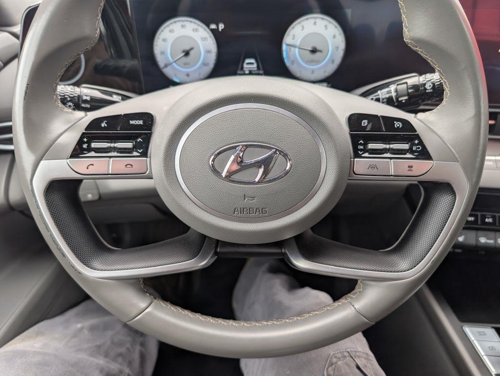 Hyundai Elantra SEL 2023