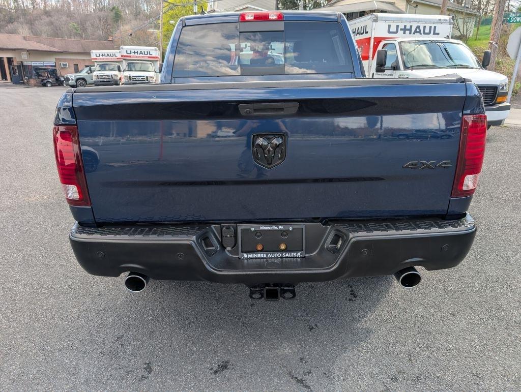 RAM 1500 Classic Tradesman Crew Cab SWB 4WD 2019