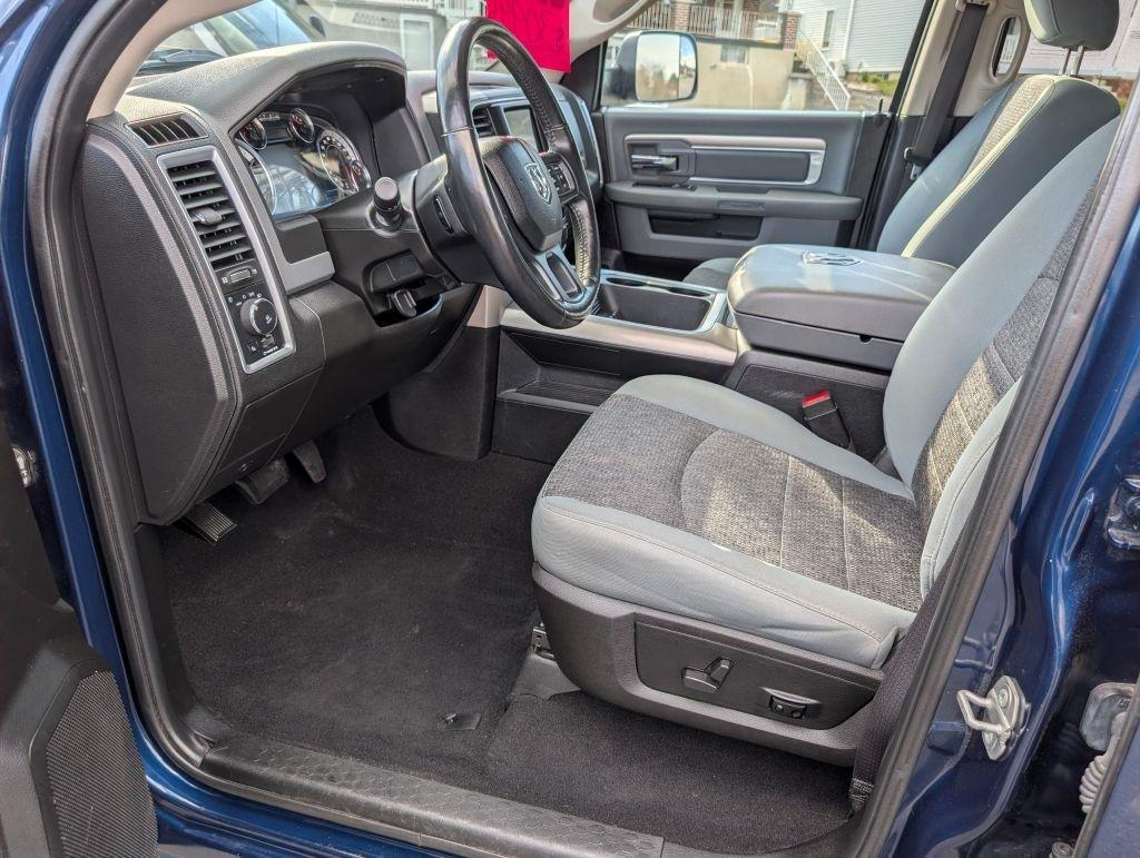 RAM 1500 Classic Tradesman Crew Cab SWB 4WD 2019