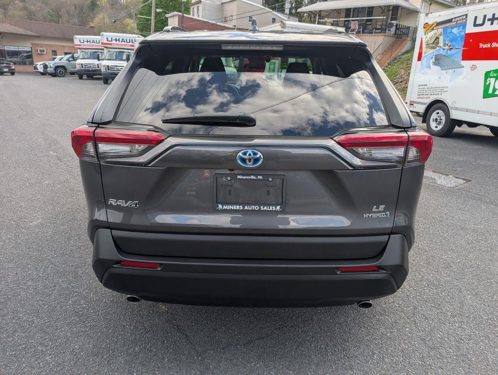Toyota RAV4 Hybrid LE 2019