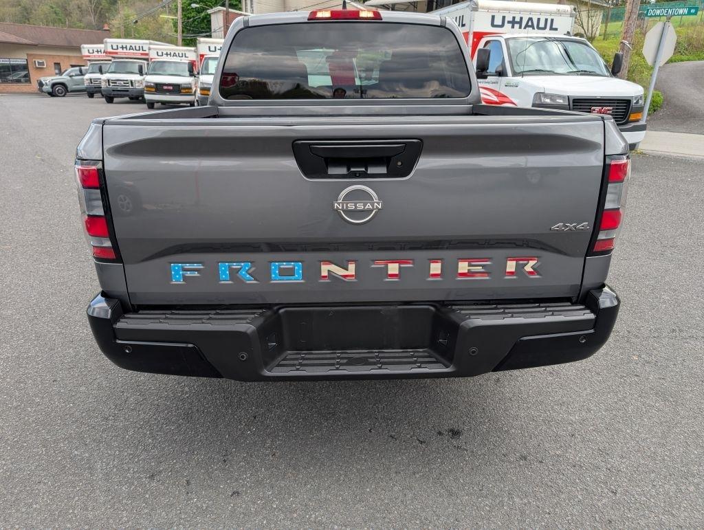 Nissan Frontier S Crew Cab 4WD 2022