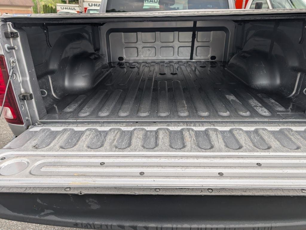 RAM 1500 SLT Quad Cab 4WD 2021