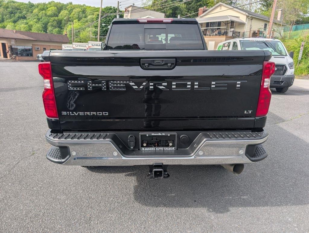 Chevrolet Silverado 2500HD LT Crew Cab Long Box 4WD 2023