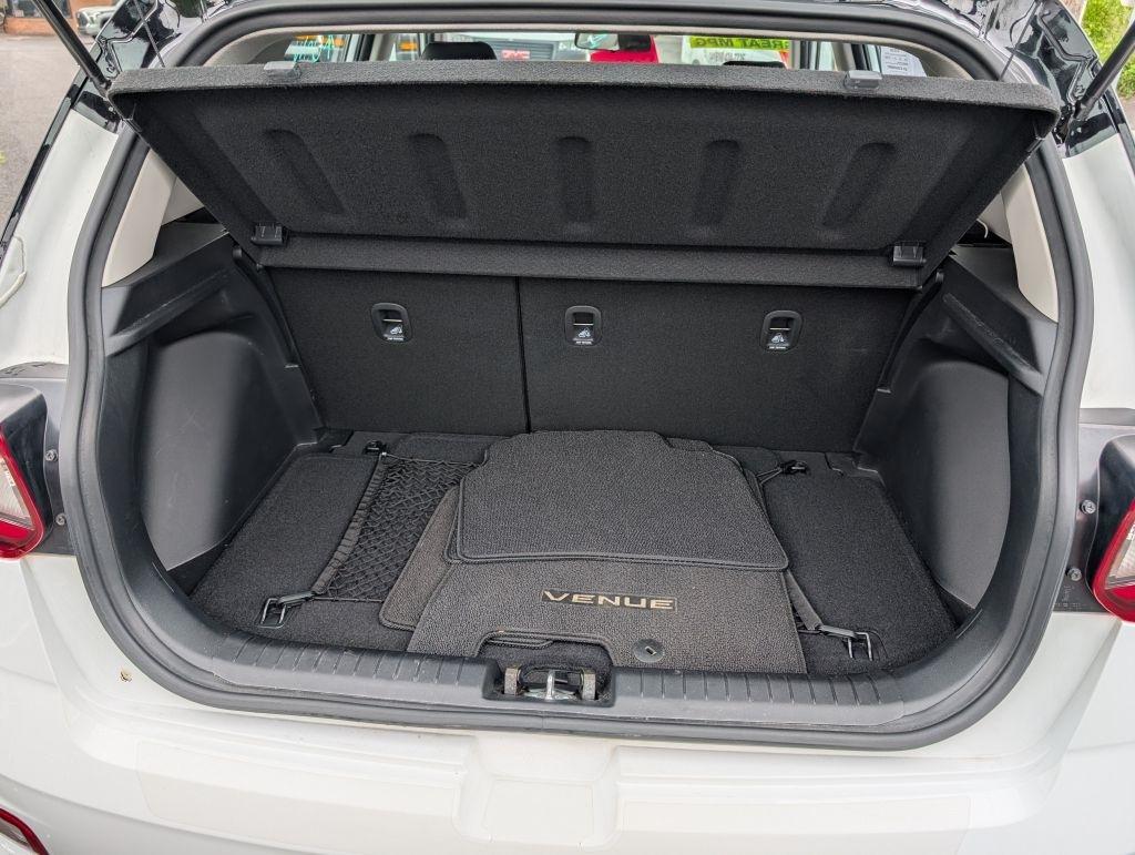 Hyundai Venue SEL 2025