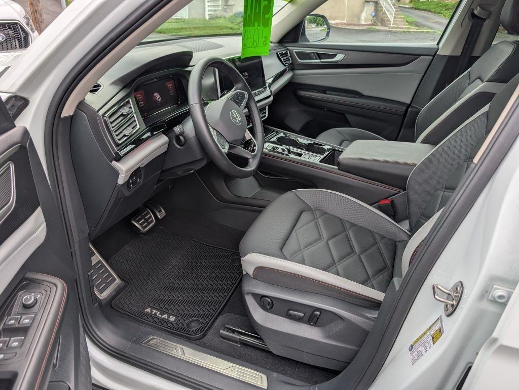 Volkswagen Atlas Peak Edition SEL 4MOTION 2026