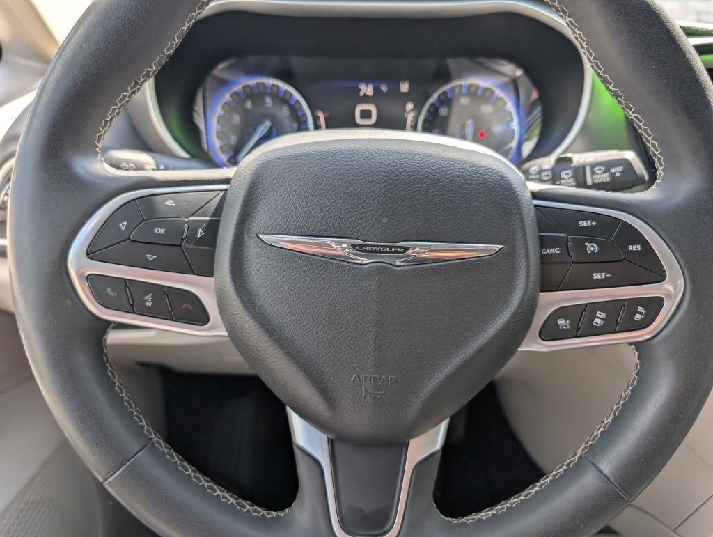 Chrysler Pacifica Touring L 2023