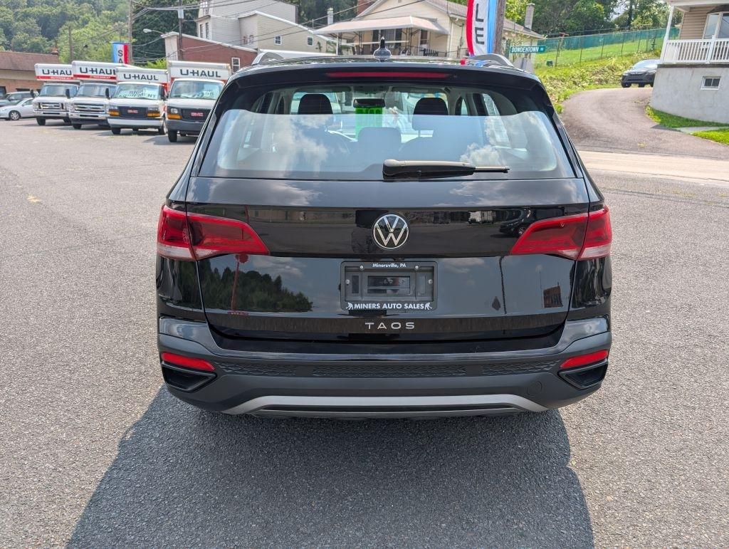 Volkswagen Taos S 2022