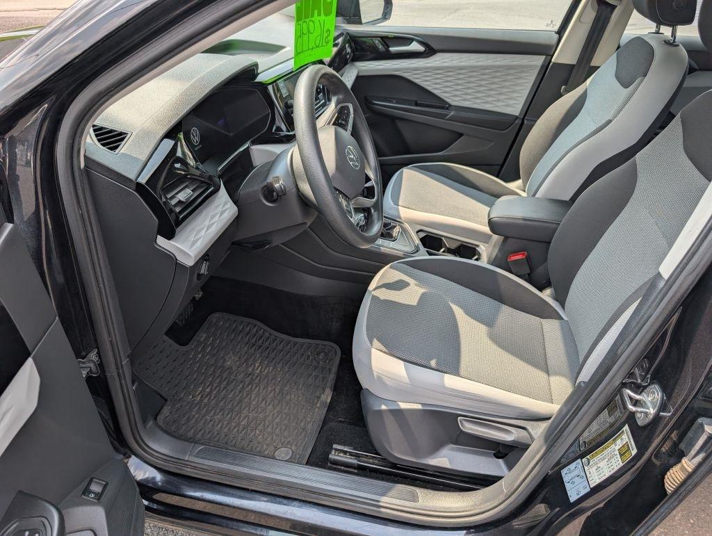 Volkswagen Taos S 2022