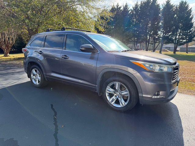 Toyota Highlander  2014