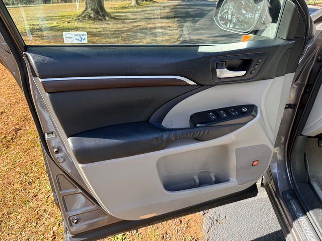 Toyota Highlander  2014