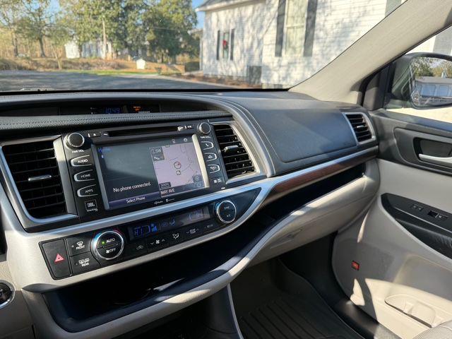 Toyota Highlander  2014