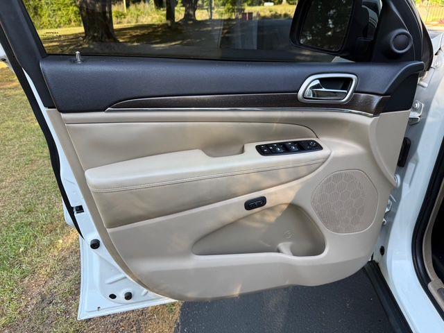 Jeep Grand Cherokee  2014