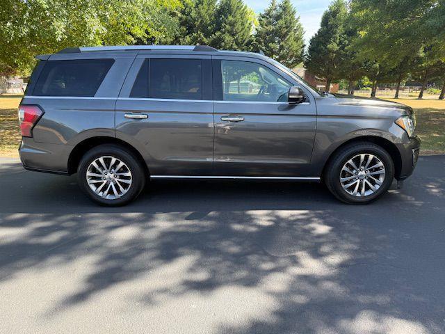 Ford Expedition  2018