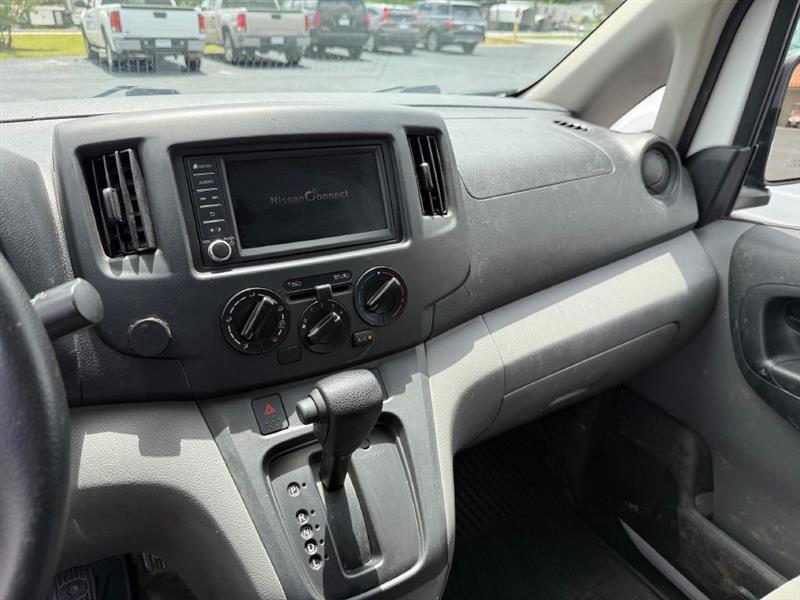 Nissan NV200  2020