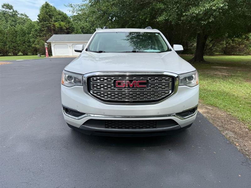GMC Acadia  2017