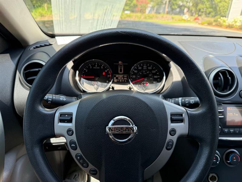 Nissan Rogue  2012