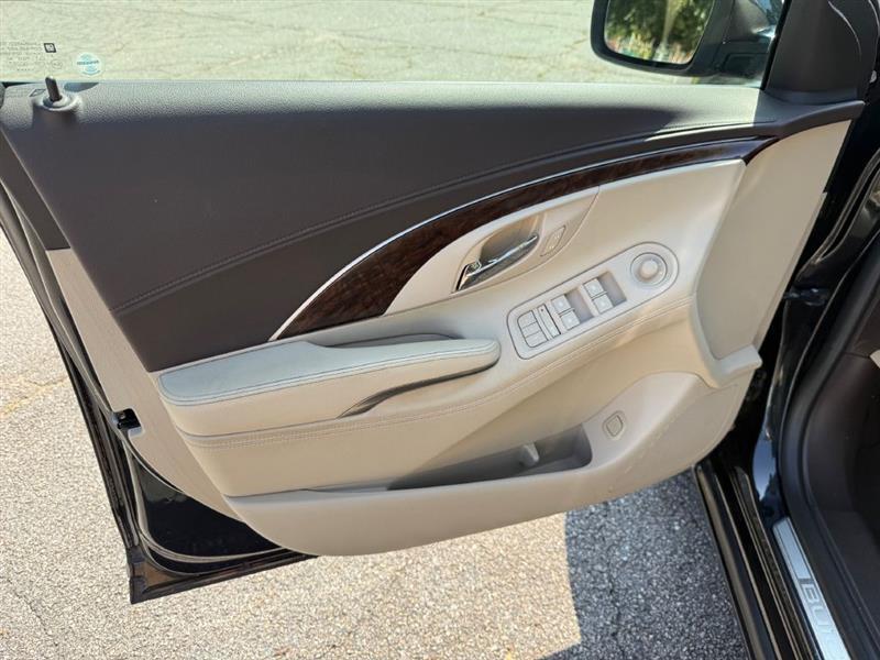 Buick LaCrosse  2014