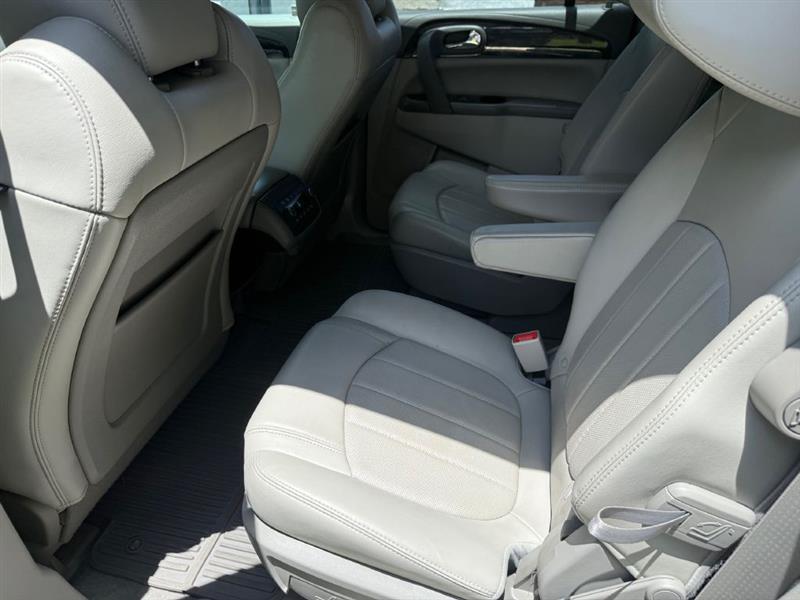Buick Enclave  2015