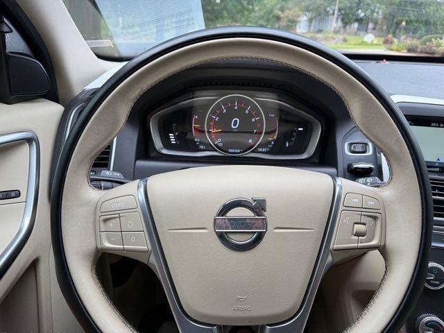 Volvo XC60  2015