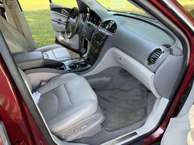 Buick Enclave  2017