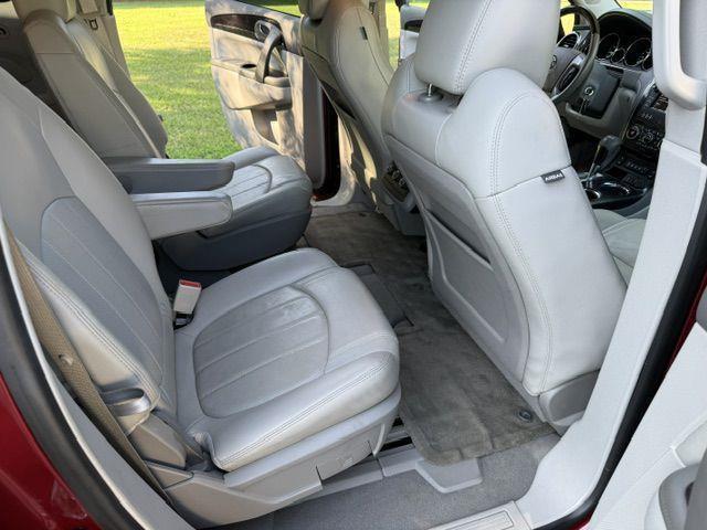 Buick Enclave  2017