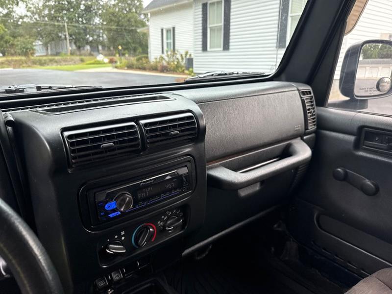 Jeep Wrangler  2004