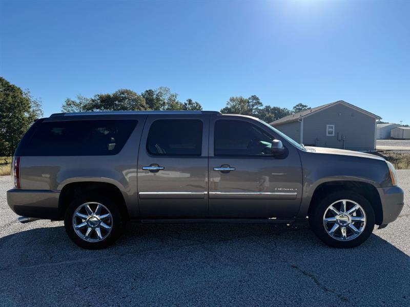 GMC Yukon Denali  2013