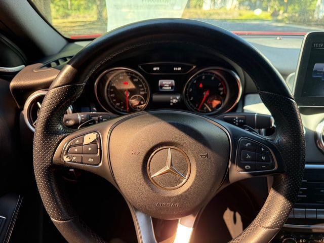 Mercedes-Benz GLA-Class  2019