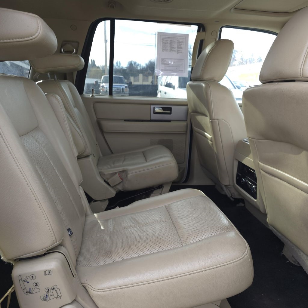 Ford Expedition  2017