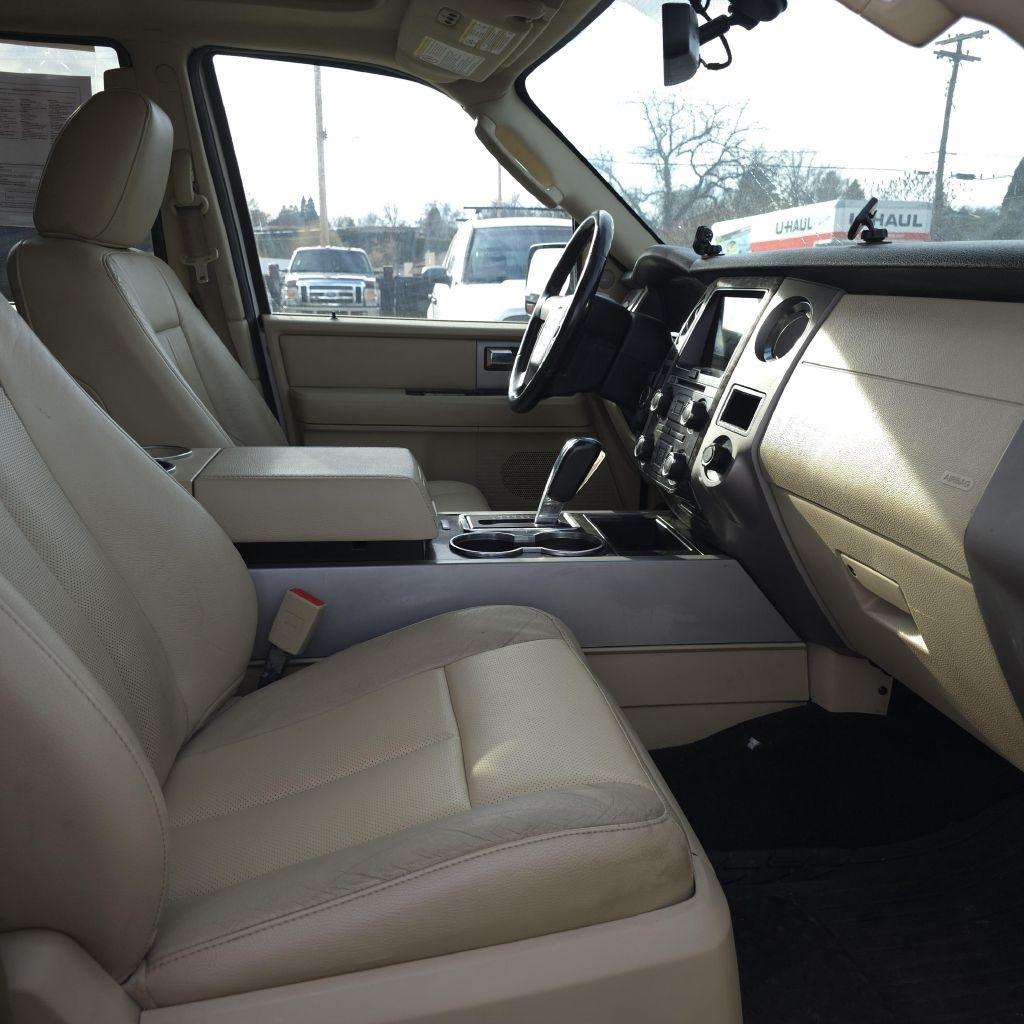 Ford Expedition  2017