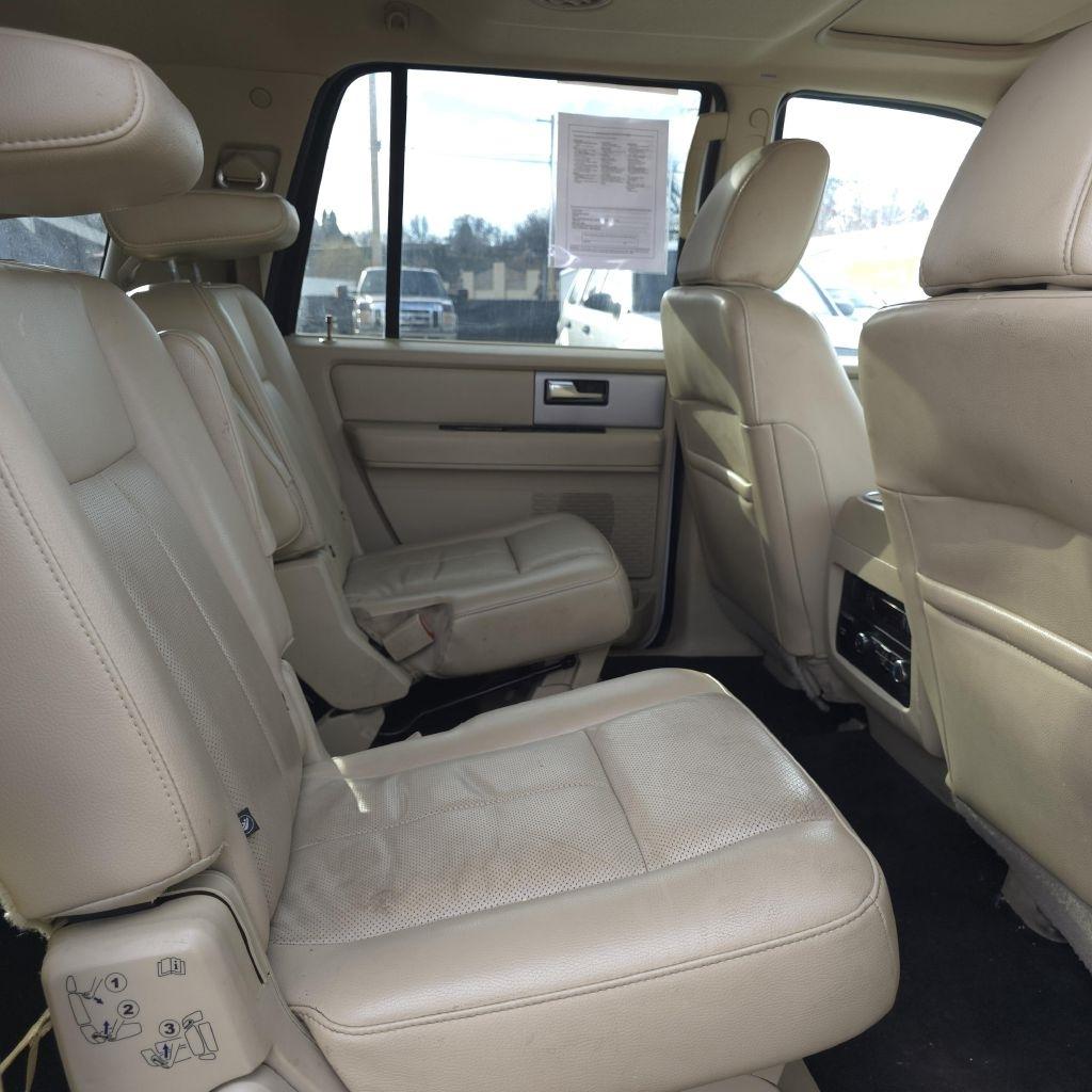 Ford Expedition  2017