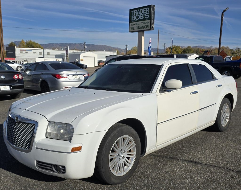 Chrysler 300  2010