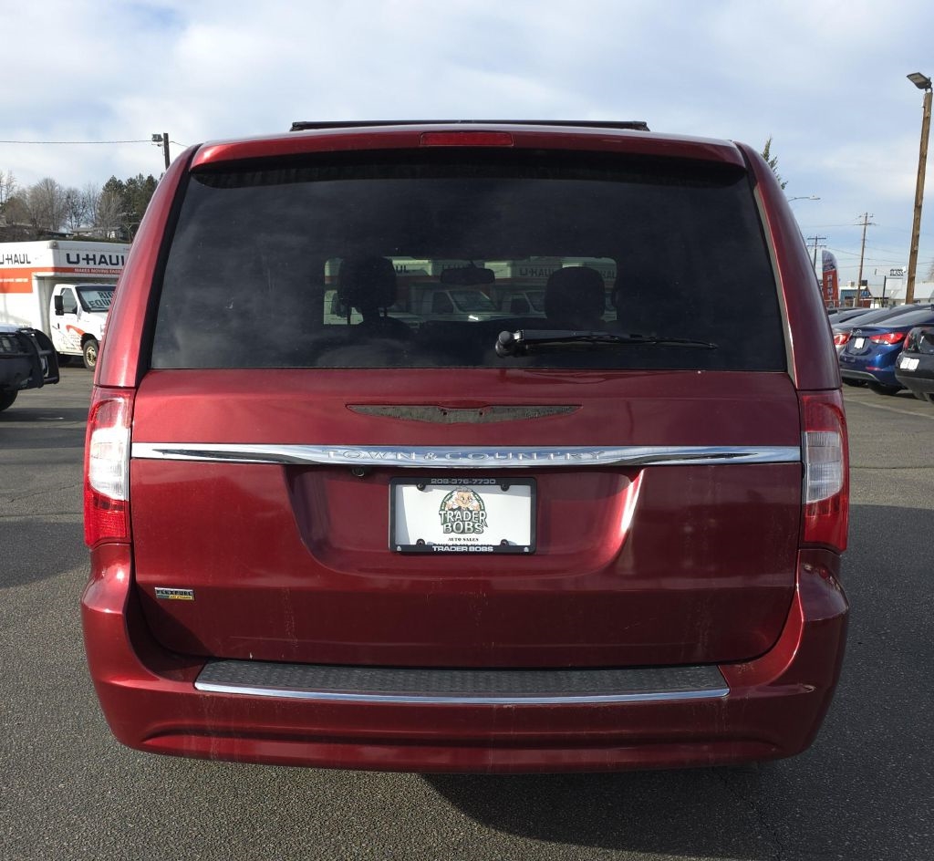 Chrysler Town & Country  2012