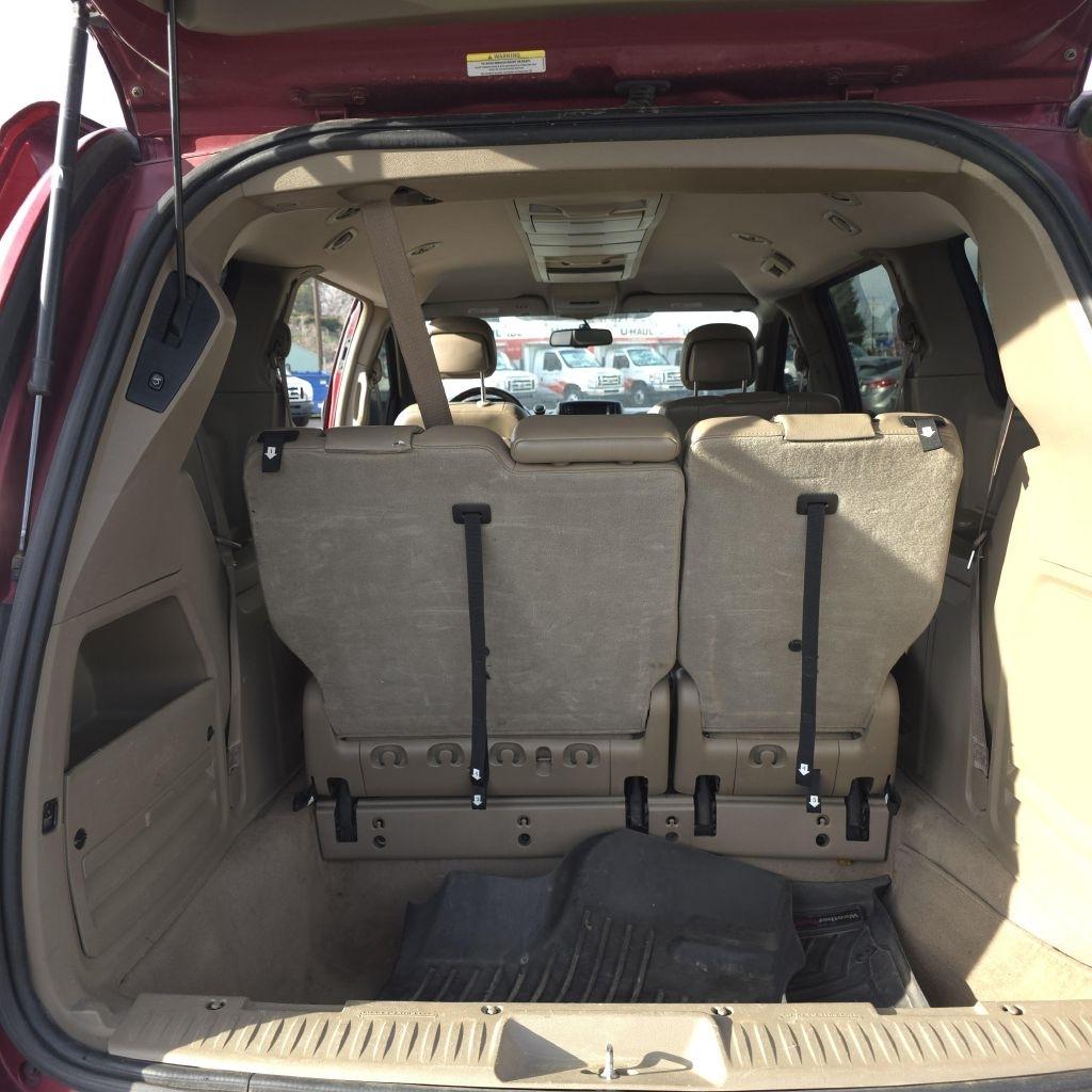 Chrysler Town & Country  2012