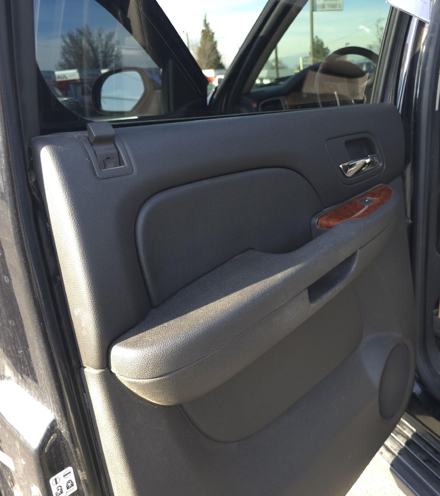 Chevrolet Avalanche  2010