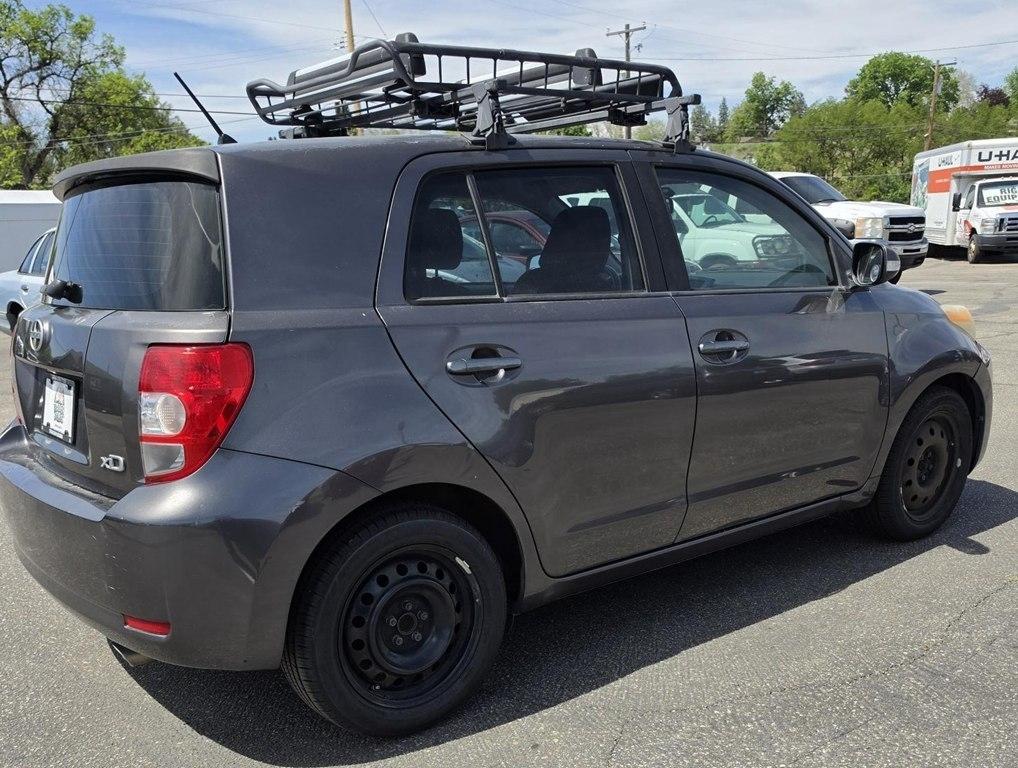 Scion xD  2008