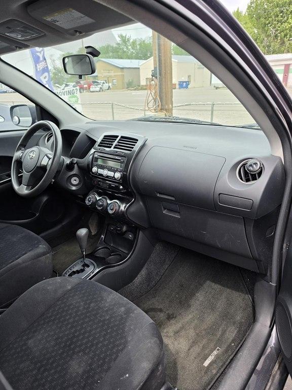 Scion xD  2008