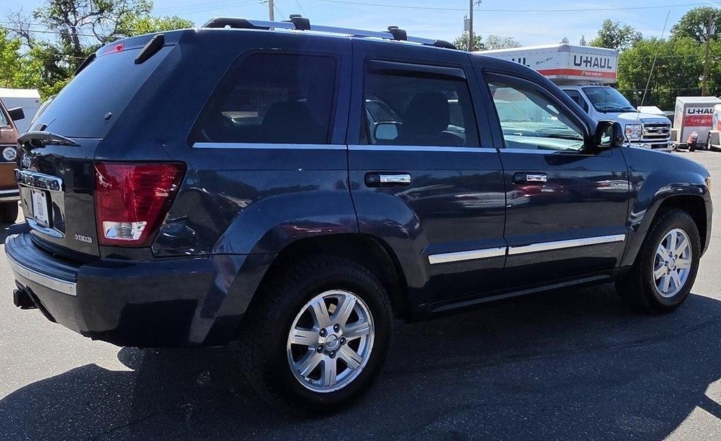 Jeep Grand Cherokee  2010