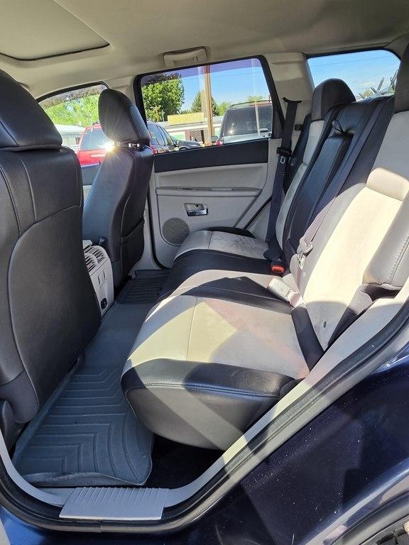 Jeep Grand Cherokee  2010