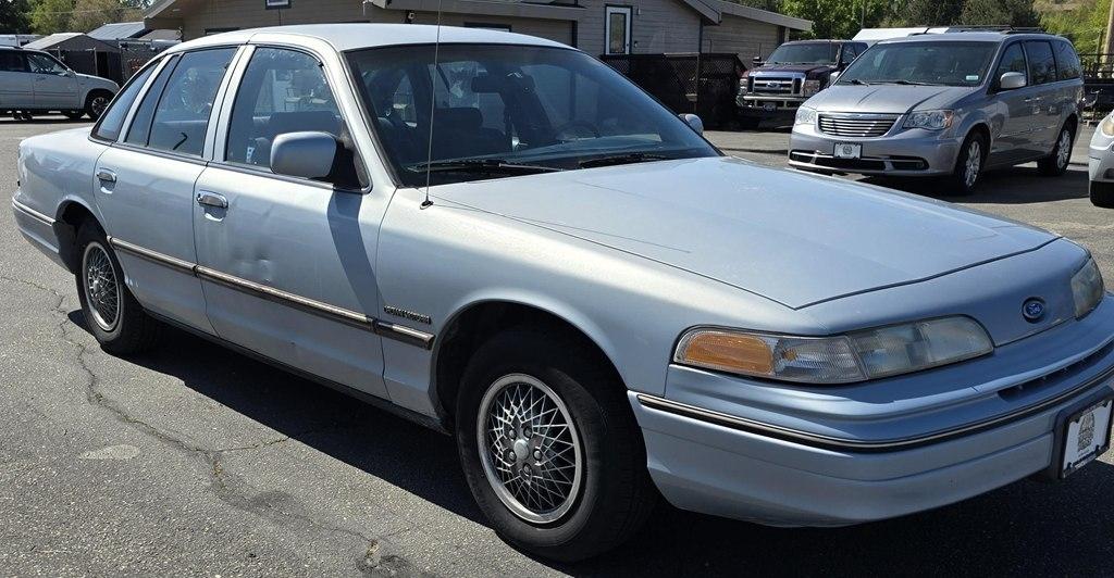 Ford Crown Victoria  1992