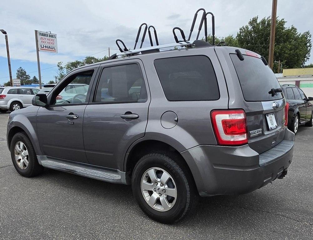 Ford Escape  2010