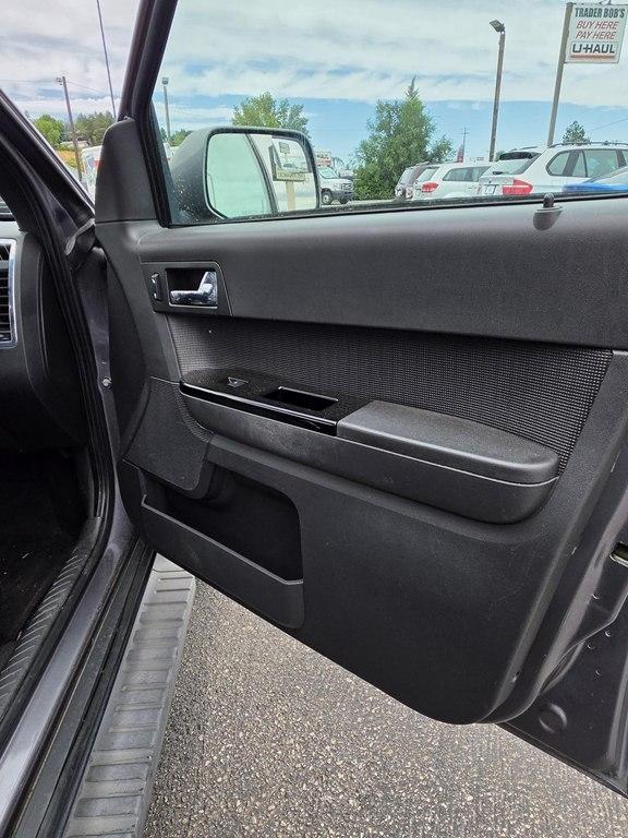 Ford Escape  2010