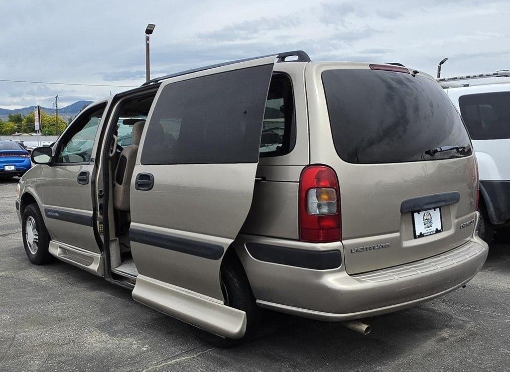 Chevrolet Venture  2004