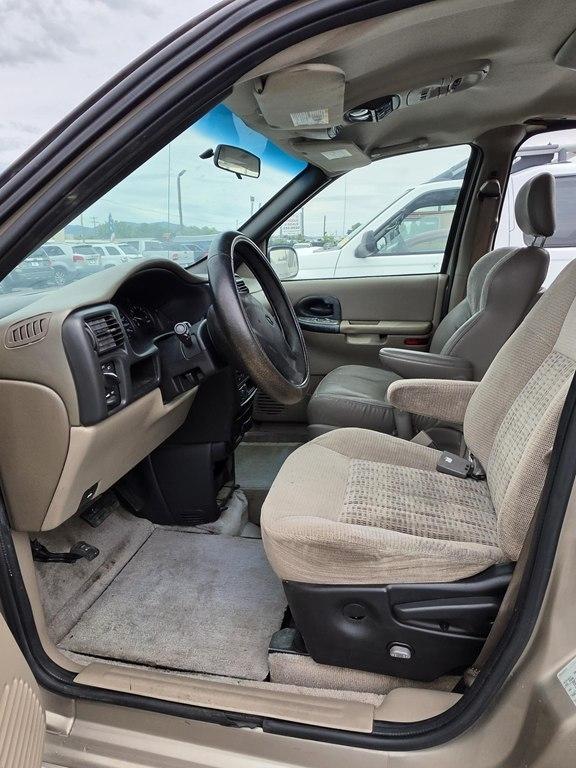 Chevrolet Venture  2004