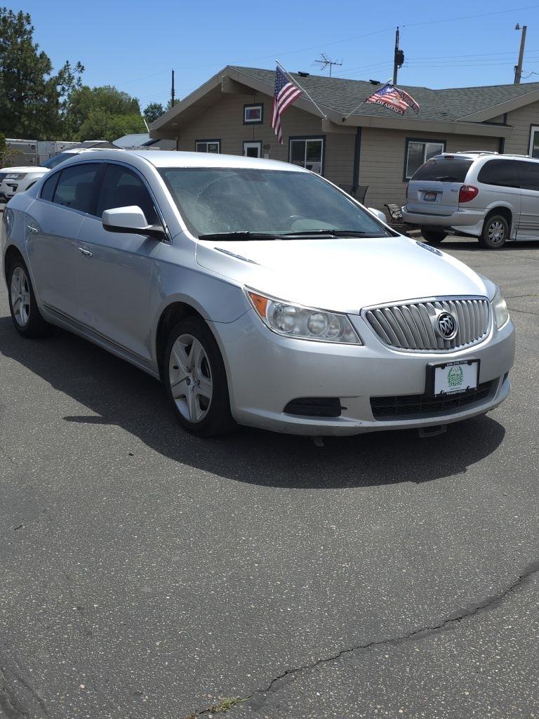 Buick LaCrosse  2010