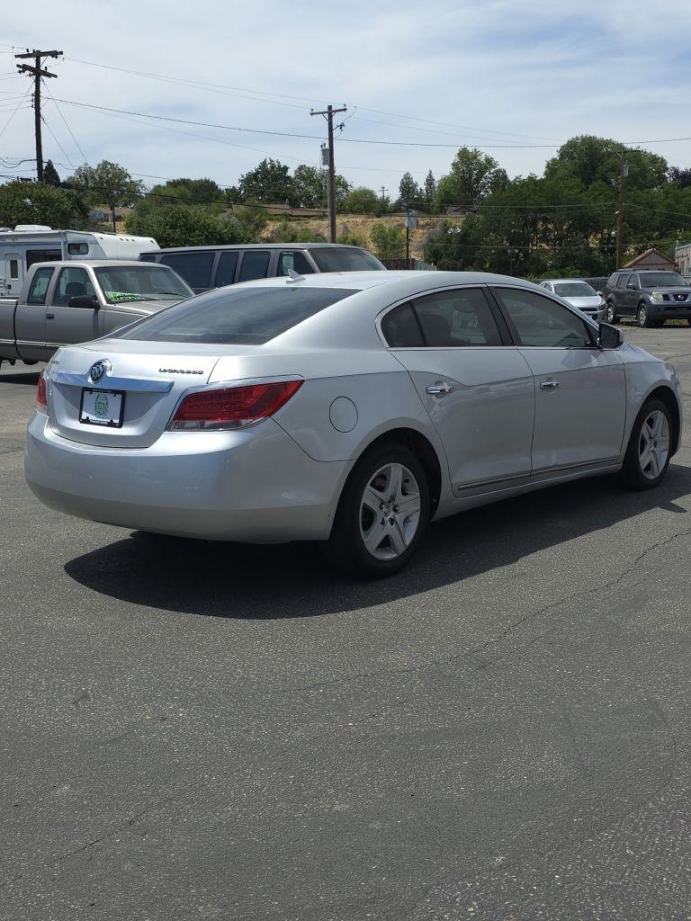Buick LaCrosse  2010