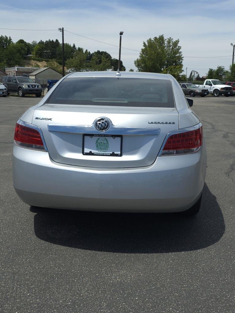Buick LaCrosse  2010