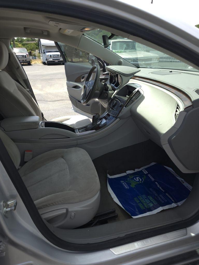 Buick LaCrosse  2010